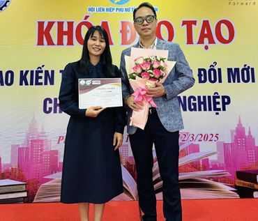 Bình Dị Để Yêu – Khi bức tranh trở thành nhịp cầu tri ân phụ nữ Việt